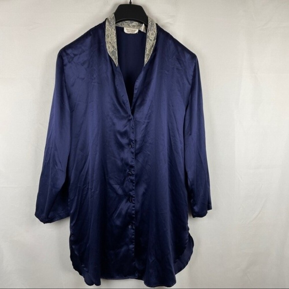 Victoria’s Secret gold label vintage pajama top M/L